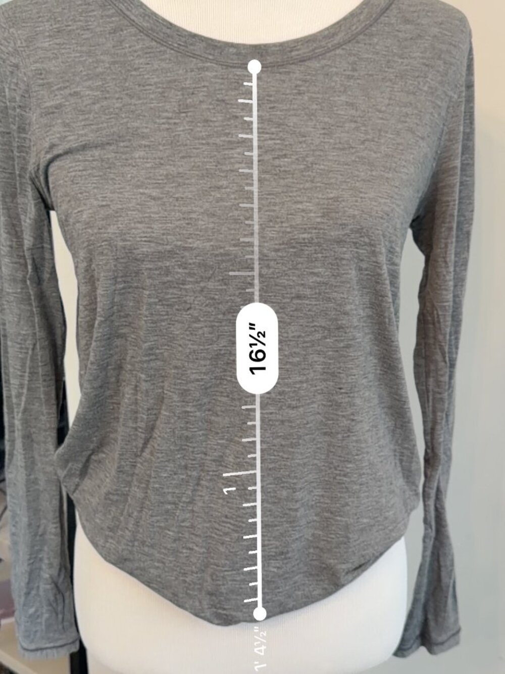 Lululemon | Long Sleeve Tee with Open Back | Size 8